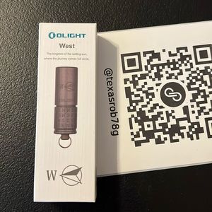 Olight i1R2 Pro Flashlight